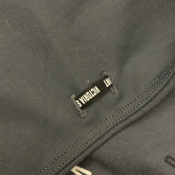 3/$20 Victoria’s Secret Sport Knockout Leggings - Picture 7 of 7